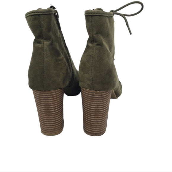 Hot Tomato ankle boots Peep Toe size 9.5 Olive Green Faux Suede‎ - Picture 2 of 6